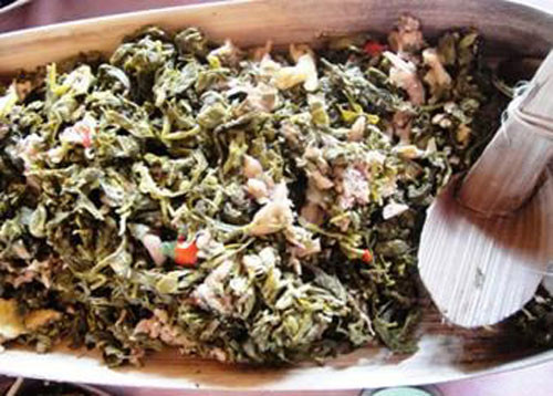 Lá mì: Người dân tộc Brâu ở làng Đăk Mế (xã Bờ Y, huyện Ngọc Hồi, Kon Tum) thường sử dụng lá mì vào những món ăn. Cách chế biến đơn giản nhất và ít tốn kém nhất chính là lá mì muối chua, mà phải chọn lá mì ta, chứ không phải loại mì lai, mì nhật lá to nhưng ăn độc và không có vị ngon. Món này dùng như dưa muối, cà muối.