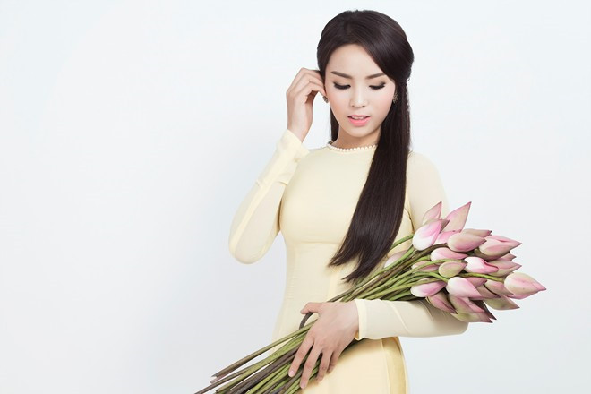 Kỳ Duyên: Hành trình đến với cuộc thi Hoa hậu Việt Nam 2014 của Kỳ Duyên cũng khá vất vả bởi trước đó cô nàng cũng sở hữu thân hình không được chuẩn và phải giảm cân cấp tốc. Mỗi ngày, cô uống từ 2-3 lít nước. Bên cạnh đó là kết hợp tập luyện và khẩu phần ăn chia làm nhiều bữa nhỏ trong ngày, giảm dần vào buổi tối.