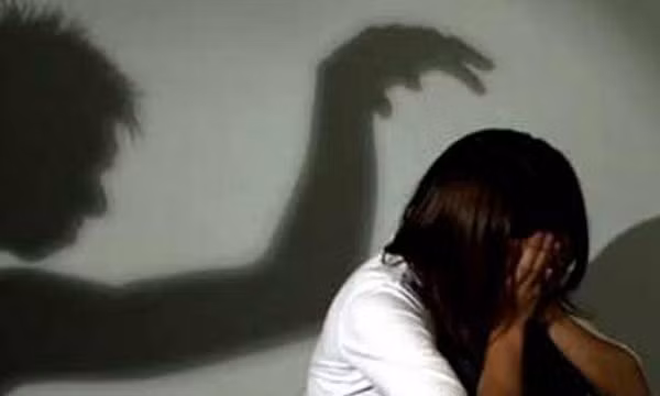 Ten cuop nhan tin ru den khach san ga tinh, khong ngo nhan cai ket dang-Hinh-2