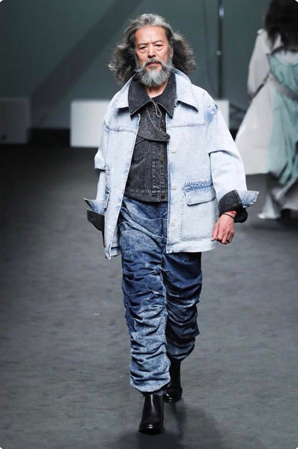 Kim Chil Du cũng được xuất hiện trên nhiều shoot hình của các tạp chí thời trang nổi tiếng như Dazed Korea.