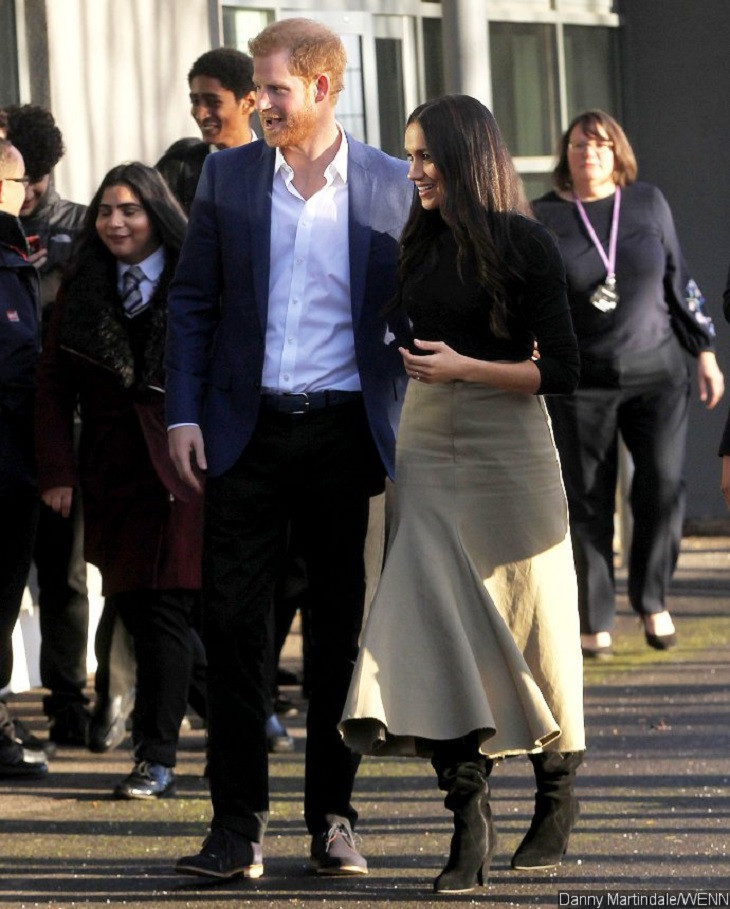 Vợ chồng Hoàng tử Harry và Meghan được đánh giá rất cao bởi gu thời trang vừa thời thượng vừa thanh lịch.