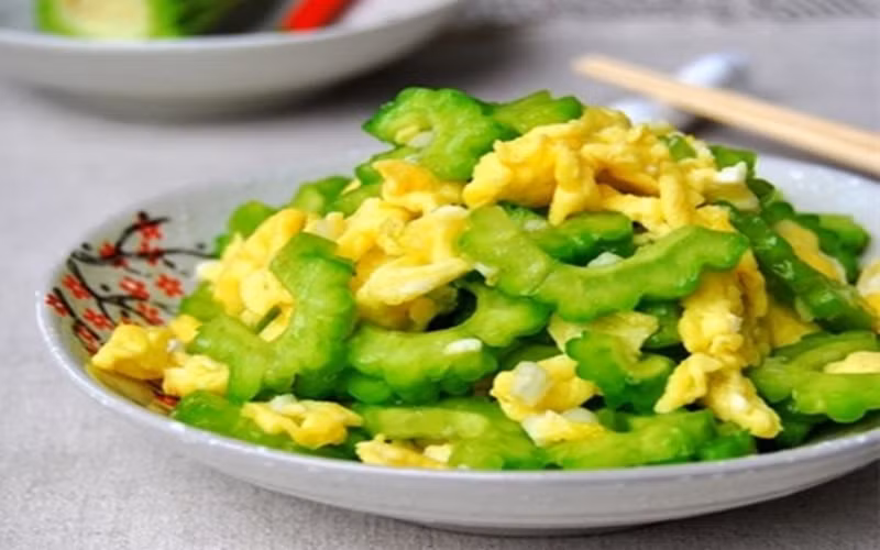 Sỏi thận: Mướp đắng có thể phá vỡ viên sỏi và giúp cơ thể đào thải qua đường nước tiểu, bởi nó làm giảm nồng độ acid trong nước tiểu, giảm đau do sỏi thận.