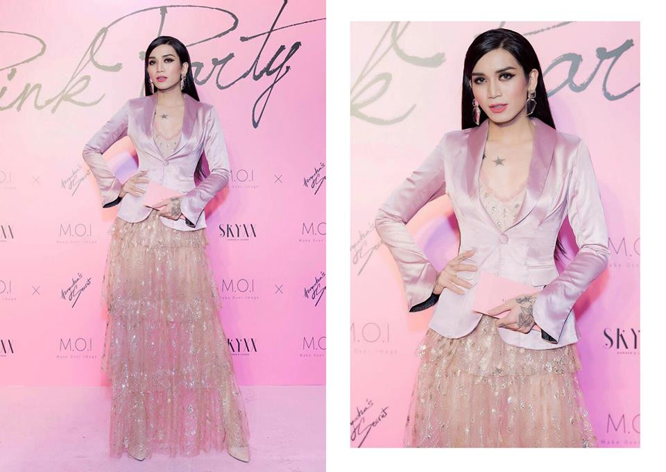 Anh chàng rất biết phối đồ để giúp mình tỏa sáng.