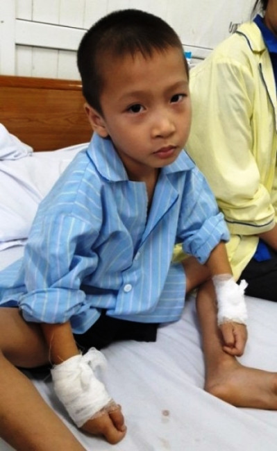 Bi kich phau thuat “be cai nham” o cac benh vien Viet Nam-Hinh-4