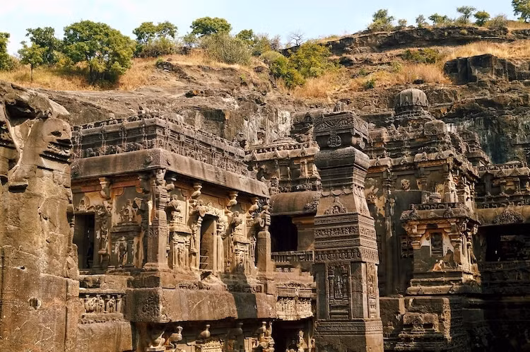 Ngôi đền thuộc quần thể hang Ellora và là Di sản Thế giới của UNESCO.