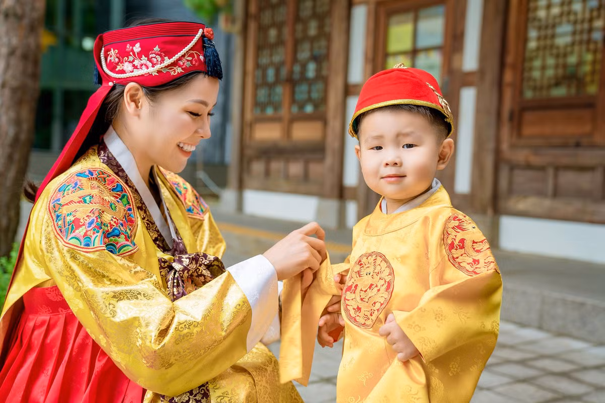 Hoa hau Nguyen Thi Thuy: 