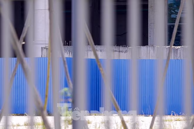 Do thiếu vốn đầu tư nên từ năm 2017 nhiều gói thầu thuộc dự án xây dựng trụ sở Bộ Ngoại giao đã được Kiểm toán Nhà nước xác định chậm tiến độ.