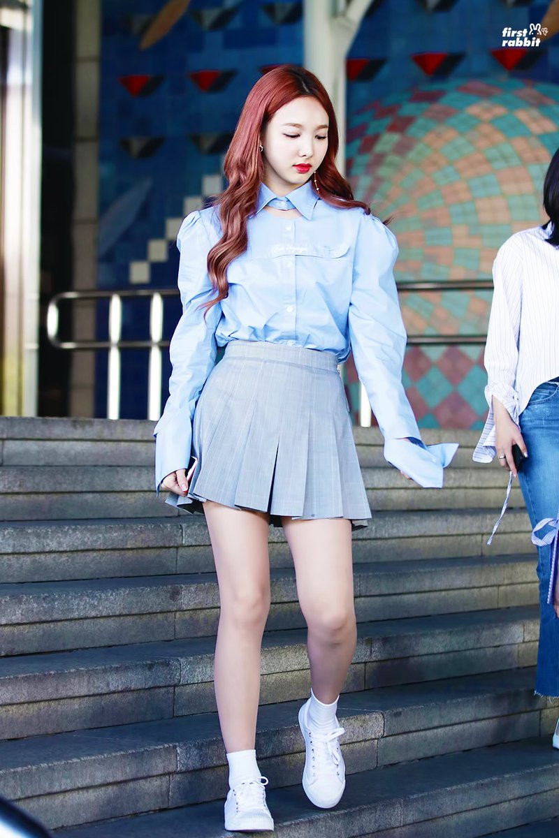 Ngay cả cách trang điểm của cô nàng cũng không cầu kì, cô nàng thường chọn phong cách make up tươi tắn và trẻ trung.