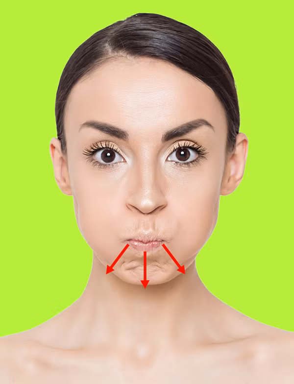 Mím môi, phồng miệng trong 3 giây rồi thả lỏng. Lặp lại động tác 20 lần.