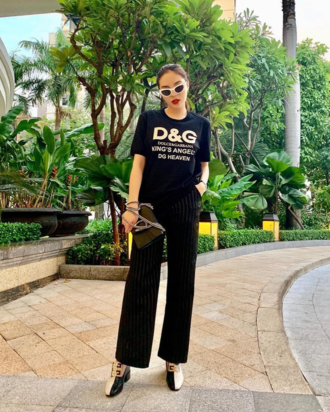 Kỳ Duyên cũng có cách phối đồ tương tự.