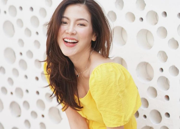 Phong cách thời trang của Baifern được đánh giá sang chảnh, hiện đại và hết sức quyến rũ, tinh tế.