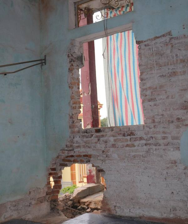 Khoi to em trai gai min vao nha anh cho no ngay mung 5 tet-Hinh-2