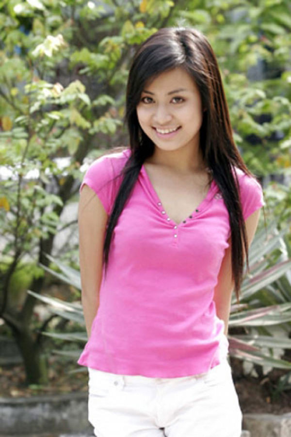 Sao 'Nhật ký Vàng Anh' sau sự cố cấm sóng: Người bản lĩnh, người rời showbiz Sao 'Nhat ky Vang Anh' sau su co cam song: Nguoi ban linh, nguoi roi showbiz