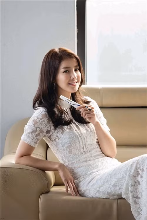 Lee Si Young chia sẻ chỉ số InBody (tỷ lệ mỡ, cơ của mỗi cá nhân) cho thấy cơ thể cô chỉ có 14% mỡ thừa - một chỉ số đáng mơ ước với tất cả những người yêu thể thao.