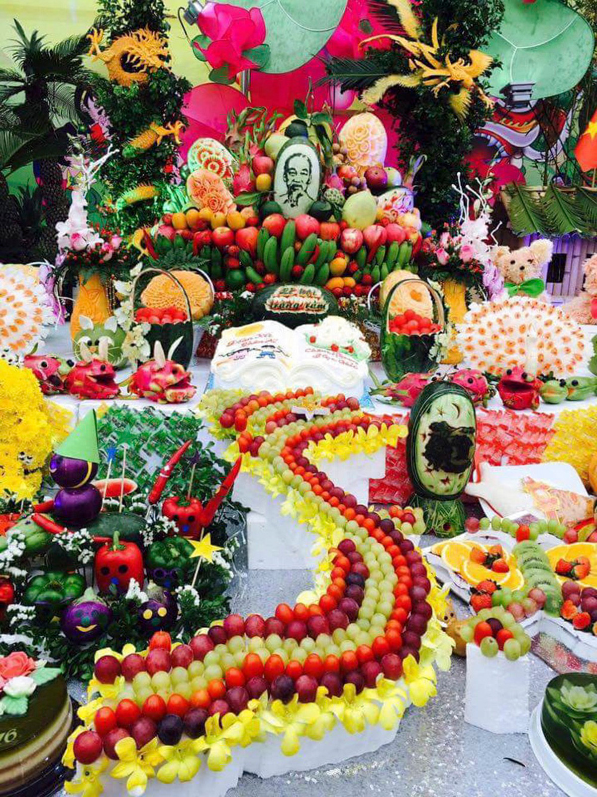 Phu huynh buc xuc voi 