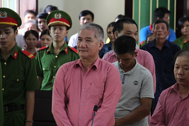 Dien bien bat ngo sau vu xet xu chu muu hui troc tren 64ha rung