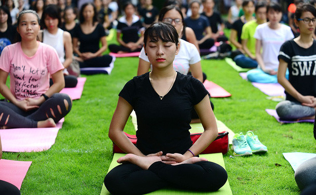 Bai tap thu gian tinh than thi sinh truoc ky tuyen sinh 2019