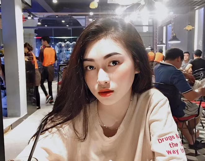 10X day thi thanh cong nho 'ba mua va bat su dung my pham'