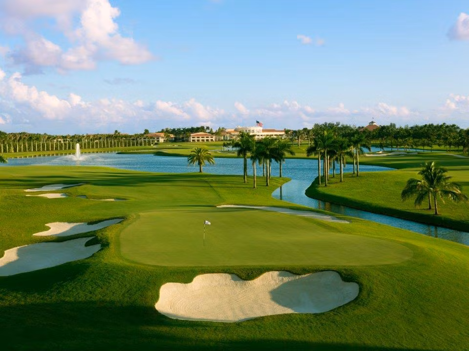 Cac san golf ma Tong thong Donald Trump so huu-Hinh-11