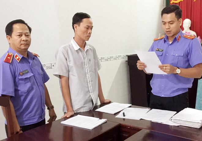 Nguyen Pho chanh an TAND TP Soc Trang bi truy to