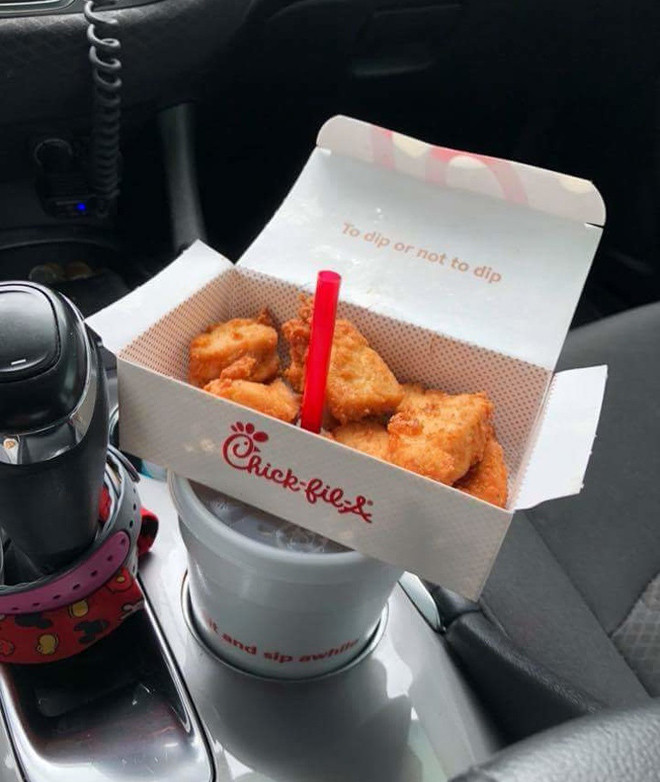 Vừa tiết kiệm diện tích, vừa không sợ đổ đồ ăn.