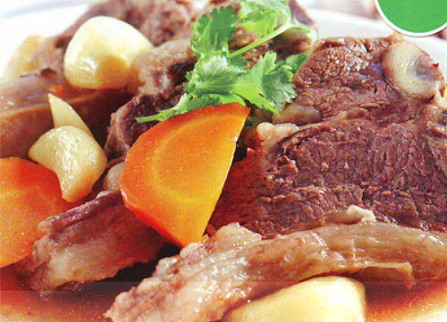 Cà rốt hầm thịt dê: 500 g cà rốt hầm nhừ với 500 g thịt dê, ngày ăn 1 lần liên tục trong 7 ngày để có tác dụng tráng dương, tăng cường sinh lý nam giới.