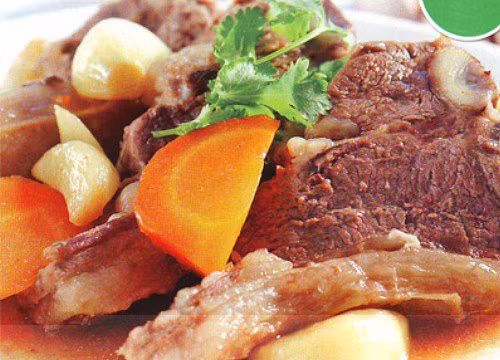 Cà rốt hầm thịt dê: 500 g cà rốt hầm nhừ với 500 g thịt dê, ngày ăn 1 lần liên tục trong 7 ngày để có tác dụng tráng dương, tăng cường sinh lý nam giới.