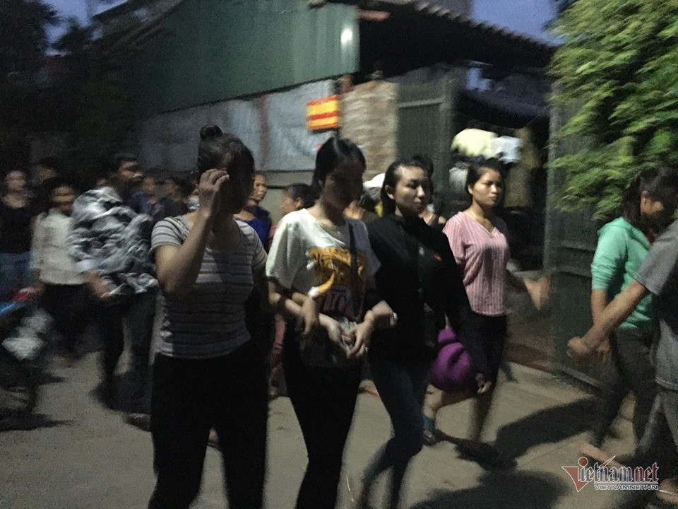 Tham sat gia dinh o Dan Phuong: Lang le tien dua be 14 thang tuoi-Hinh-2