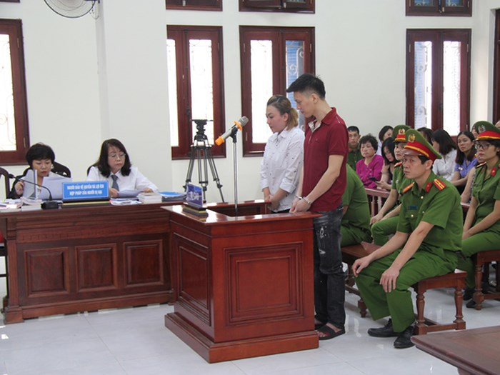 Xot xa nhung vu cha me bao hanh chinh con ruot gay “nong” du luan-Hinh-3