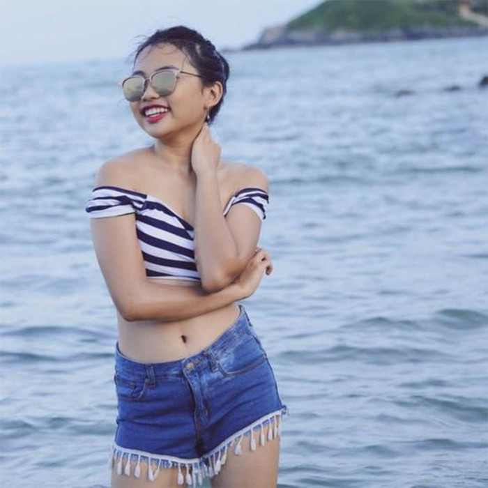 Thời trang đi biển gợi cảm của Phương Mỹ Chi khiến ít ai nhận ra cô ca sĩ bé nhỏ, gầy nhom của 5 năm trước.