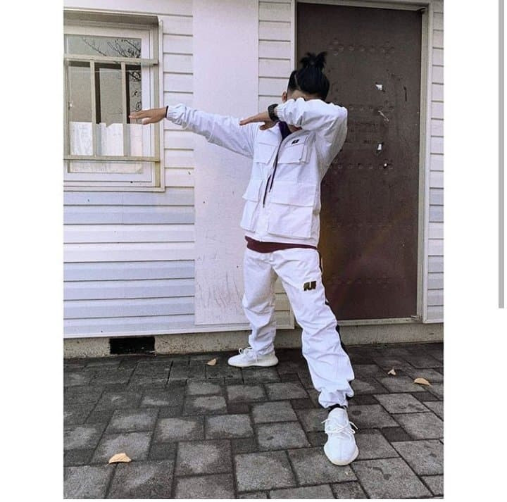 Chàng trai thường chọn những items đơn giản song trông vẫn "chất".