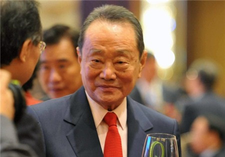 “Tien nhieu de lam gi” cua Dang Le Nguyen Vu va cach cac ty phu noi ve tien-Hinh-9