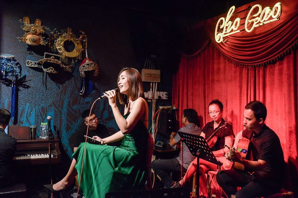 Người đẹp sinh năm 1989 chủ yếu tập gym và đặc biệt là các bài tập dành riêng cho vùng bụng, mông, đùi. Ngoài ra, một bộ môn thể dục khác mà nữ ca sĩ khá yêu thích đó là chạy bộ.