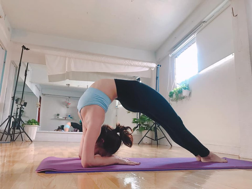 Để giảm mỡ và tăng cơ, nữ ca sĩ luôn cố gắng duy trì lịch tập trung bình từ 2-3 buổi/tuần. Nếu bận đi diễn hoặc công tác xa, khi trở về, cô sẽ tập bù những ngày còn thiếu.