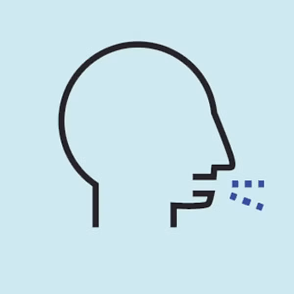 Ho dai dẳng: Cơn ho kéo dài dai dẳng và ngày càng trở nặng hơn chính là một dấu hiệu cho thấy bạn cần đi kiểm tra sức khỏe. Hầu hết các bệnh nhân ung thư phổi đều bị ho, thường sẽ kèm với máu. Ho với đờm đặc có màu sắt gỉ cũng có thể là dấu hiệu ban đầu của ung thư phổi. Ho khan kéo dài hơn một tháng cũng có thể là một dấu hiệu cảnh báo.