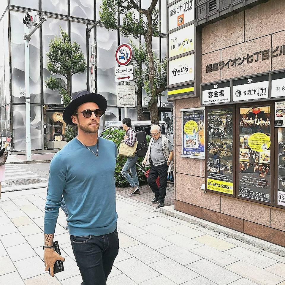 Thời trang đường phố của Claudio cũng chất lừ. Ảnh: FBNV, Internet. Video "Việt Nam sắp có tuần lễ thời trang chuẩn quốc tế". Nguồn: VTC.