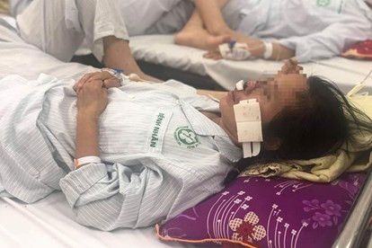 Hồi tháng 8 gần đây, Trung tâm Bệnh nhiệt đới, BV Bạch Mai đã điều trị cho trường hợp nữ bệnh nhân quê ở Thanh Hoá bị whitmore ăn cụt cánh mũi. Đây là trường hợp bệnh nhân nữ đầu tiên mắc whitmore. Ảnh: Lao động.