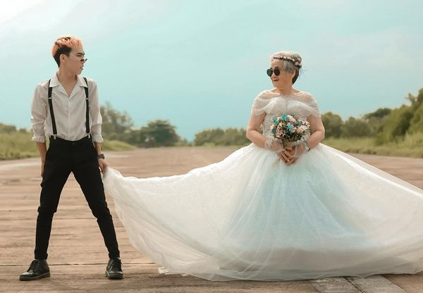 Bo anh cuoi ba noi - chau trai khien cu dan mang choang vang cuc do-Hinh-7