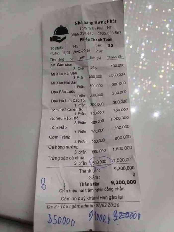 Dia trung xao ca chua gia 500 ngan, “mat mat” nganh du lich Khanh Hoa