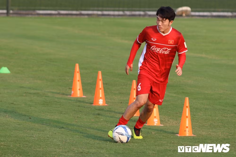 Xuan Truong vuot qua kiem tra y te, chuan bi ra mat Buriram United-Hinh-2