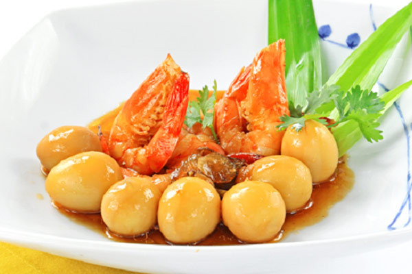 Ngăn ngừa sỏi bàng quang: Những quả trứng cút thúc đẩy sức khỏe của thận, gan và túi mật. Chúng có chứa một thành phần gọi là lecithin giúp phá vỡ sỏi bàng quang và ngăn chặn sự phát triển của những viên sỏi.