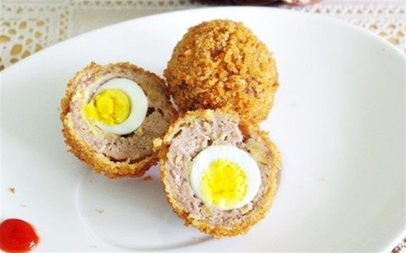 Tăng miễn dịch: Trứng chim cút cải thiện hệ thống miễn dịch của bạn. Chúng làm sạch máu khỏi độc tố và kim loại nặng, tăng cường độ tinh khiết của máu, tăng cường trí nhớ và tăng hoạt động của não.