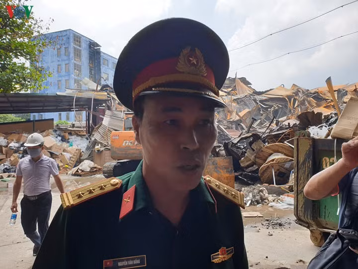 Vu chay cong ty Rang Dong: Di tan la khong can thiet?-Hinh-3