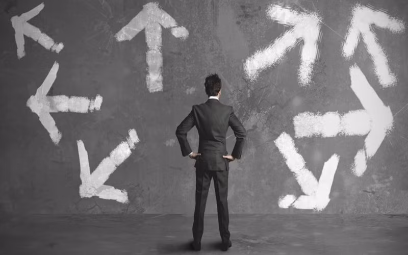 Bối rối và mất phương hướng: Khi gan hoạt động không tốt, các chất độc sẽ tích tụ và thậm chí gây ra các vấn đề cho não, khiến người bệnh bị nhầm lẫn và mất phương hướng.