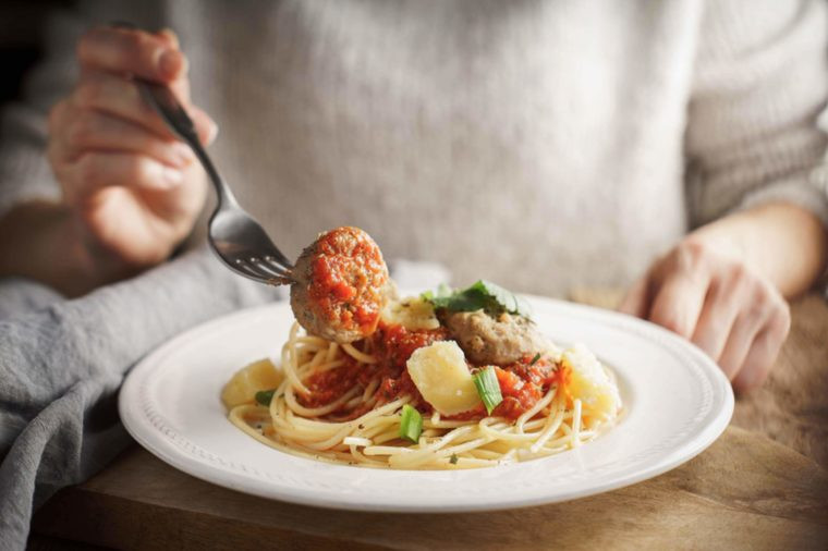 Dieu toi te gi xay ra voi co the khi ban an nhanh?