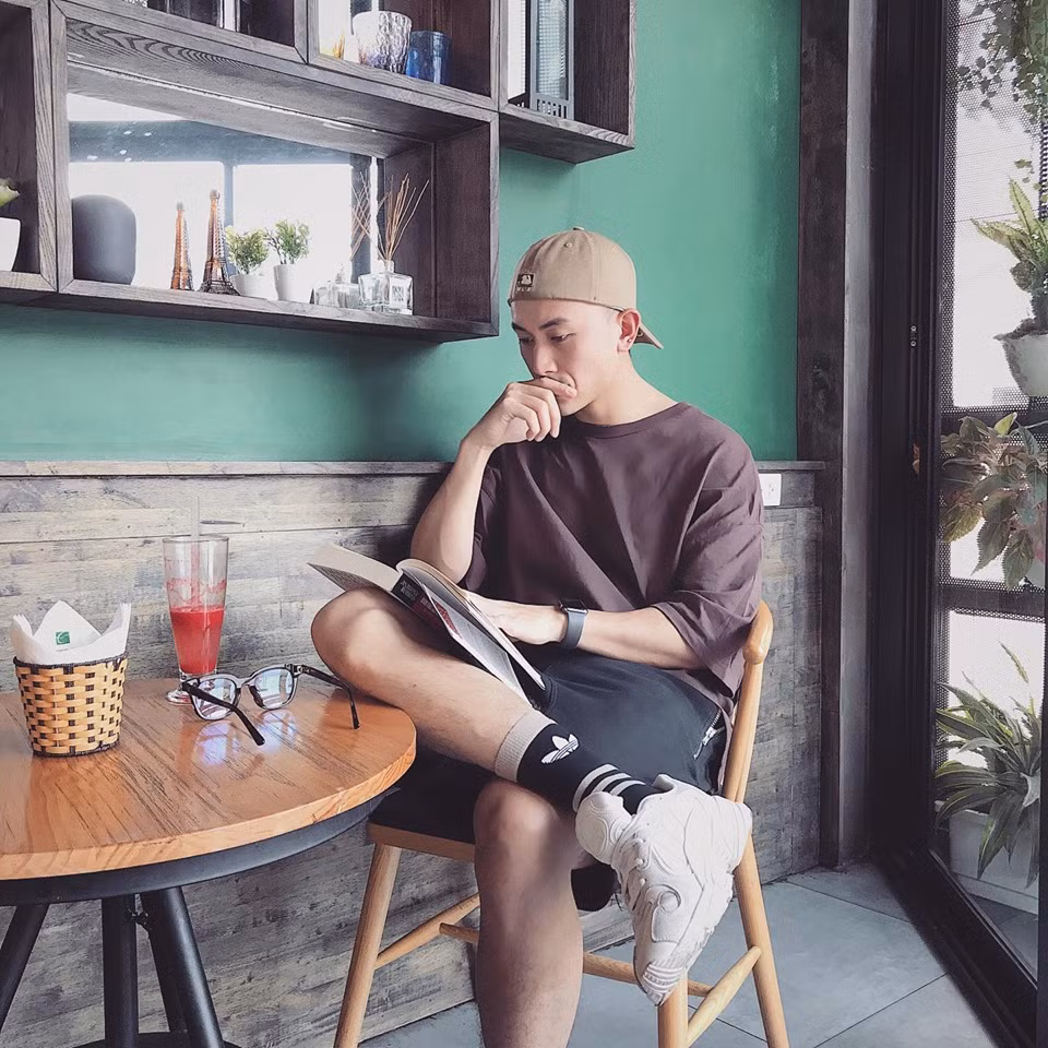 Có thể thấy, phong cách thời trang của Anh Vũ thường hướng tới sự khỏe khoắn, nam tính.