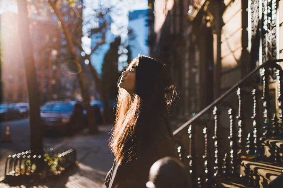 Bat ngo 5 nguyen nhan phu nu ngoai tinh: Day la ly do dang thong cam?-Hinh-3