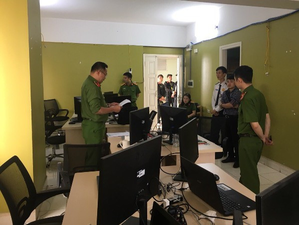 Luong tien, xe xin trong duong day danh bac 30.000 ti dong-Hinh-3