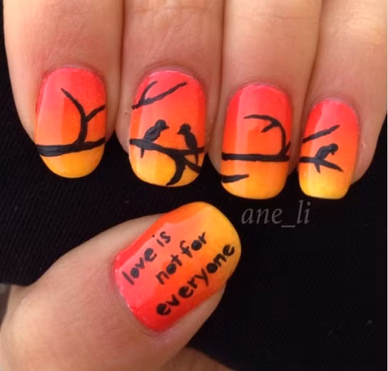 Nail cành cây và chim cò.