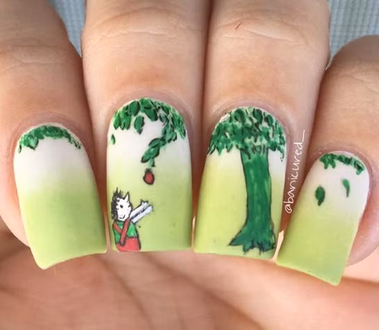 Nail màu xanh lá cây nhìn thôi cũng đủ mát mẻ.